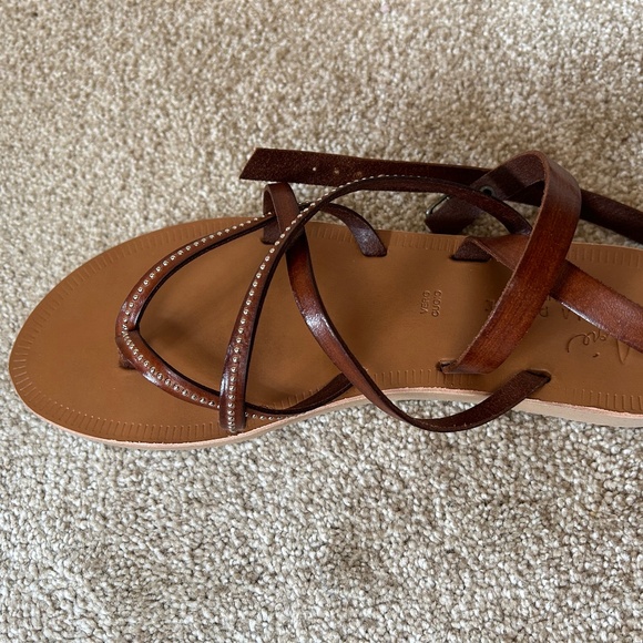 Joie gladiator leather cognac sandals w/silver studs NEW in box size 8.5/9 - Picture 1 of 6
